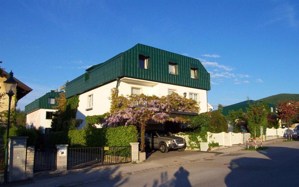 Pension Haus Bohm Гумпольдскирхен Экстерьер фото